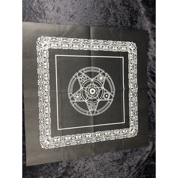 Black Tarot Cloth/Crystal Grid - Picture 2 of 6